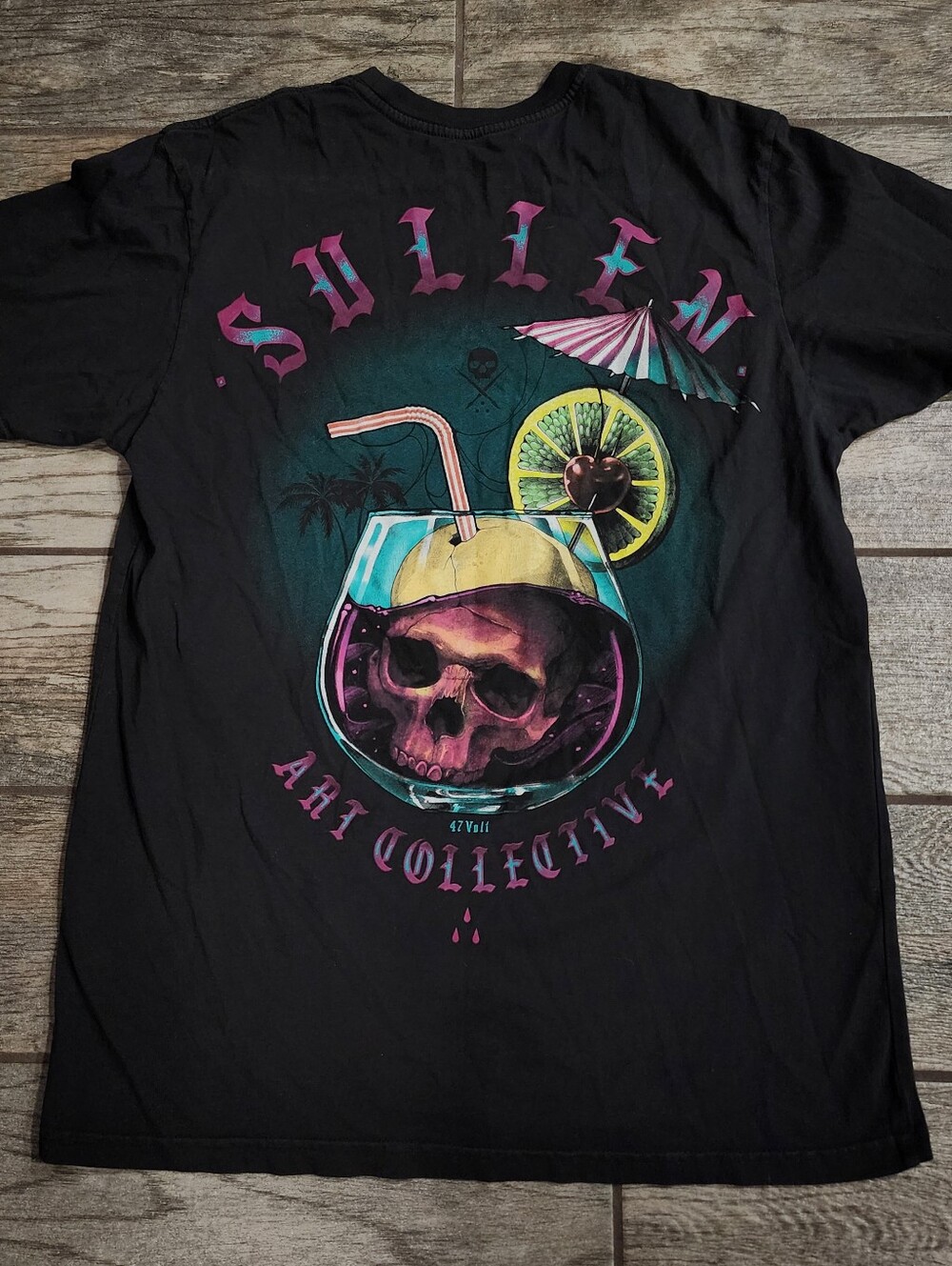 Sullen Art Collective T Shirt Mens Medium